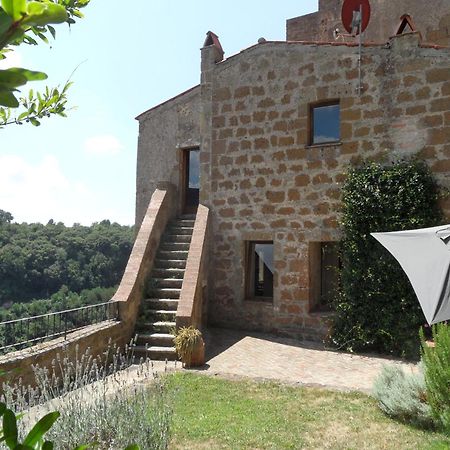 피틸리아노 Un Giardino Nel Tufo B&B 외부 사진